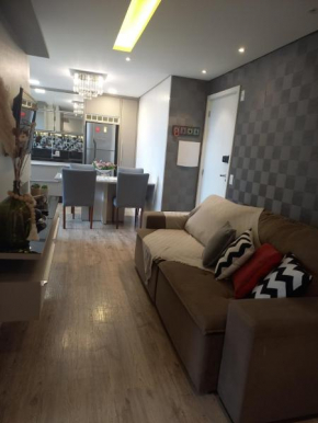 Apartamento à 1 quadra do mar e 15km Beto Carrero